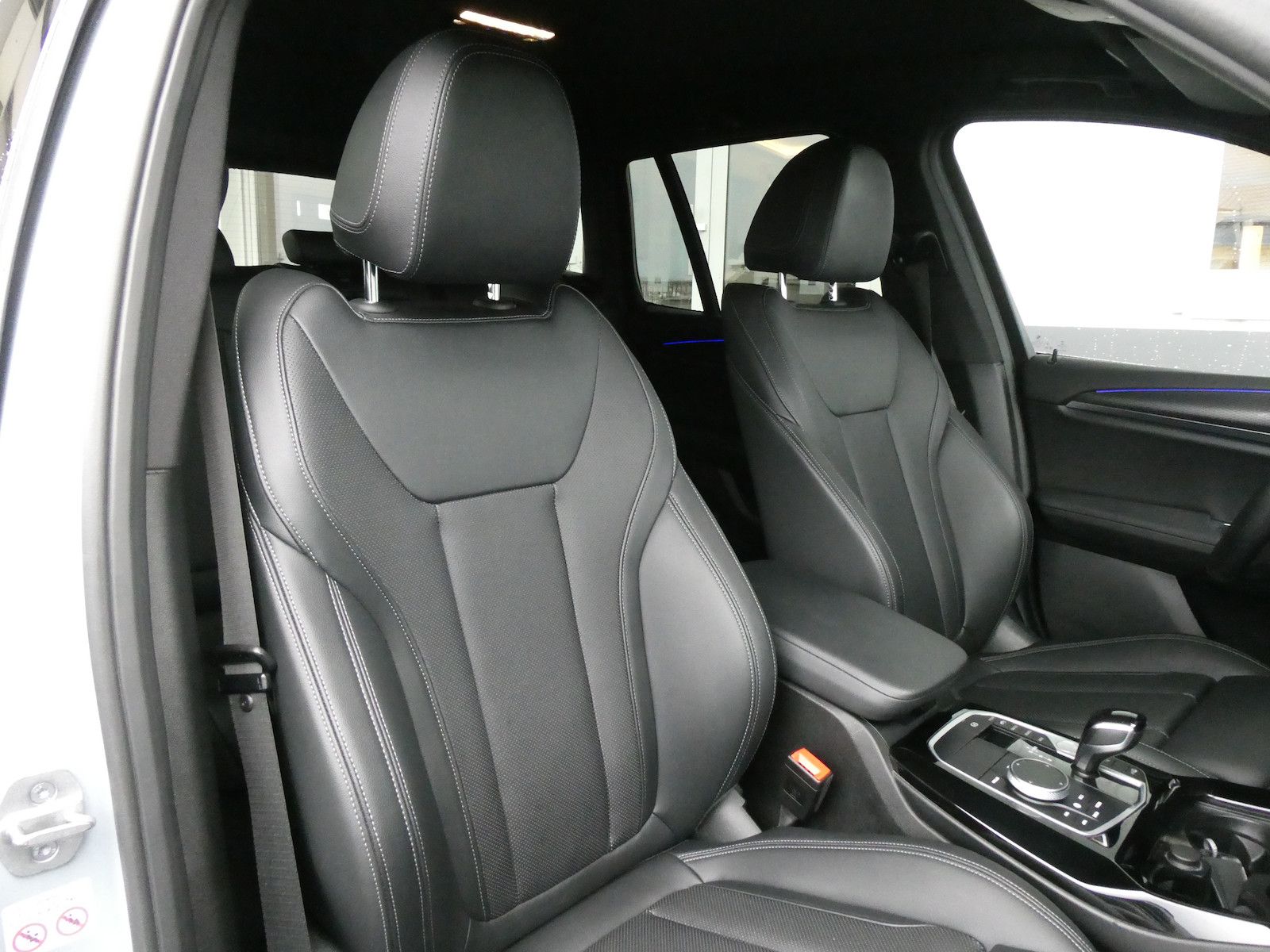 BMW X3 xDrive 20 i M Sport, AHK, Kamera foto 14
