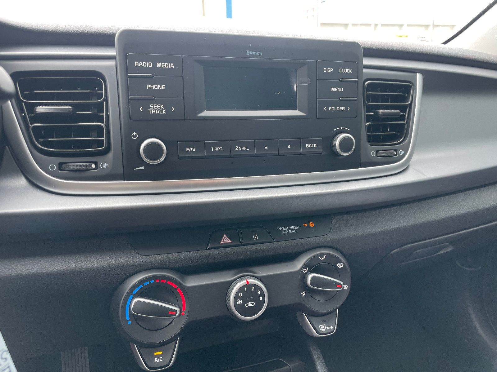 Fahrzeugabbildung Kia Rio Edition 7, Sitzheizung, PDC, DAB/Bluetooth