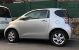 Toyota IQ silber Kleinwagen Stadtauto - Toyota IQ aus 2011
