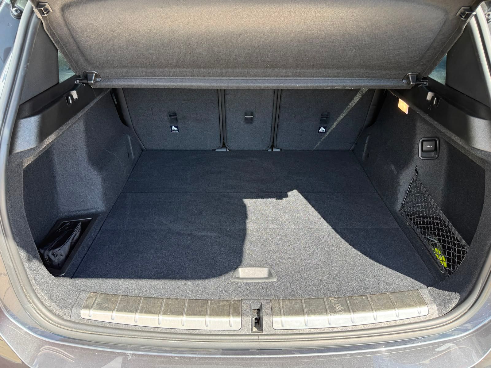 Fahrzeugabbildung BMW X1 xDrive 25d MSport Steptr. ACC KAM AHK HUD H&K