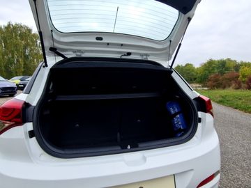 Hyundai i20 1.2 Select (75PS)