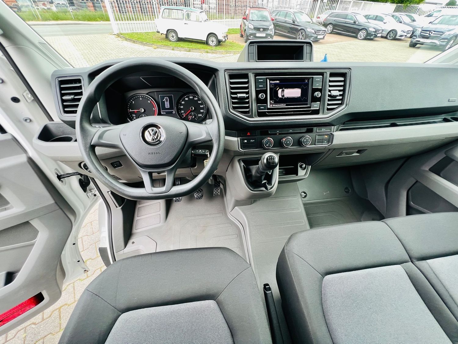Fahrzeugabbildung Volkswagen Crafter Kasten 35 Hoch, L3H3, RFK, Klima, PTS, T
