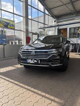 Volkswagen Touareg 3.0 V6 TDI SCR 4MOTION Tiptronic Luftfe. - VW Touareg Gebrauchtwagen in Hannover