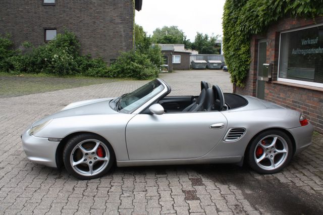 Porsche Boxster S Cabrio mit neuem Verdeck