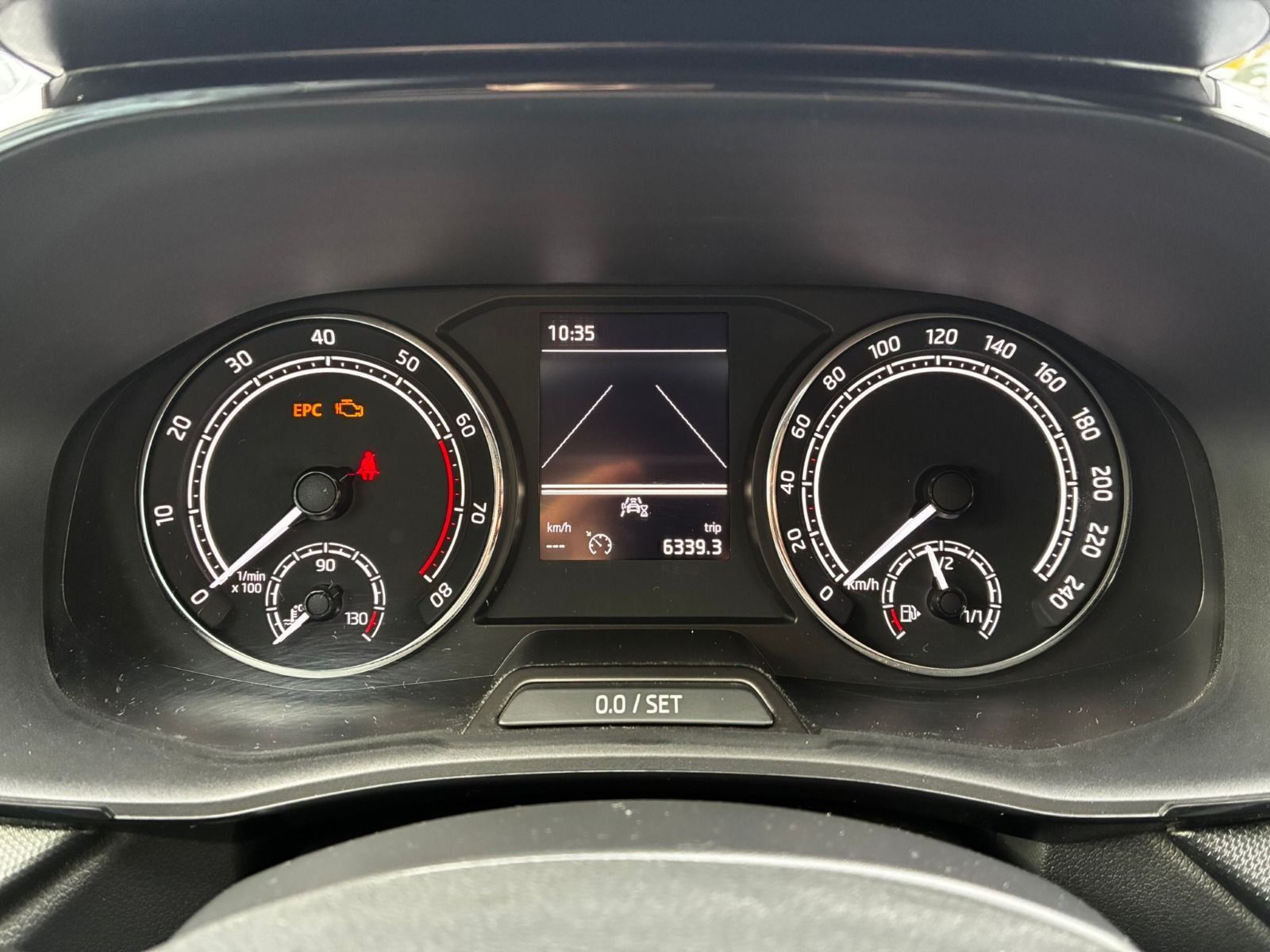 Fahrzeugabbildung SKODA Fabia 95PS 5-Gang*PDC*SHZ*SmartLink*Allwetter