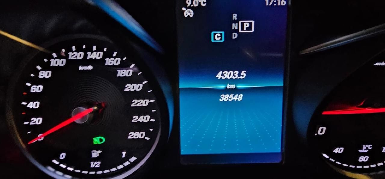 Fahrzeugabbildung Mercedes-Benz C Limousine C 180 Avantgarde