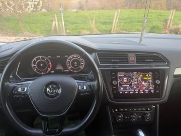 Volkswagen Tiguan - 10