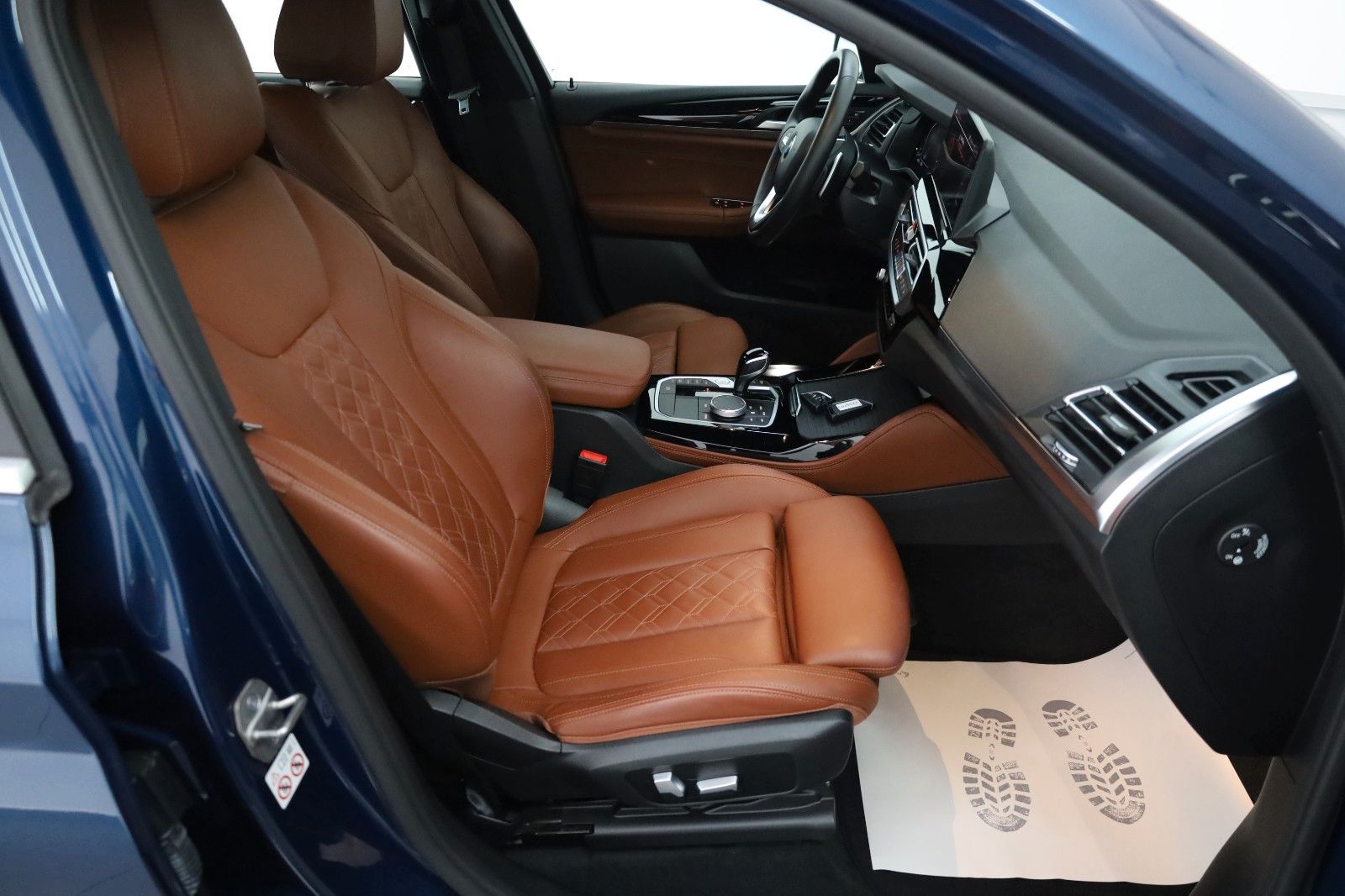 Fahrzeugabbildung BMW X4 xDrive 20 d,Leder,Navi,LED,360Kamera,HUD