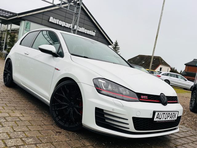 Volkswagen Golf VII Lim. GTI Performance*BI-XENON*AHK*NAVI*