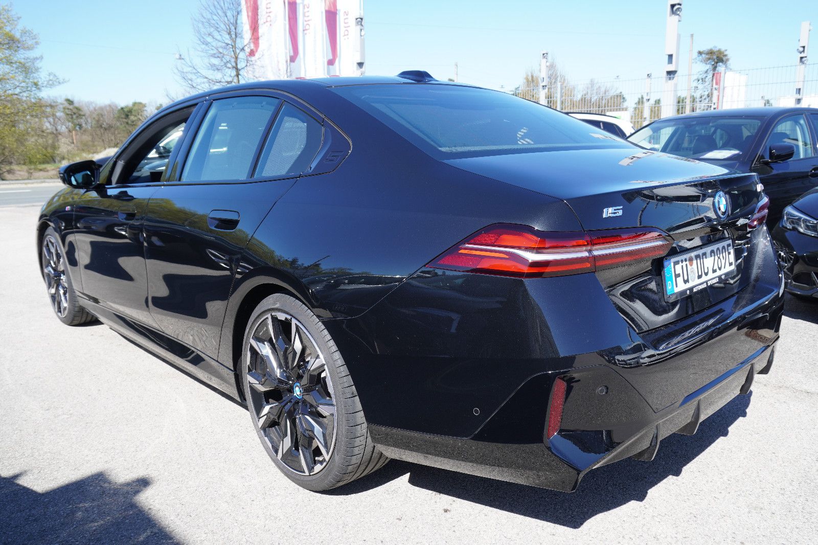 BMW i5 M60 xDrive Lim.*NAVI*LED*ACC*PANO*BW*VOLL foto 4