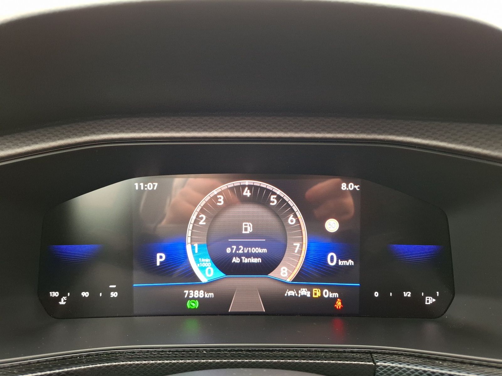 Fahrzeugabbildung Volkswagen T-Cross TSI Life DSG LED CarPlay AID ACC RFK SH