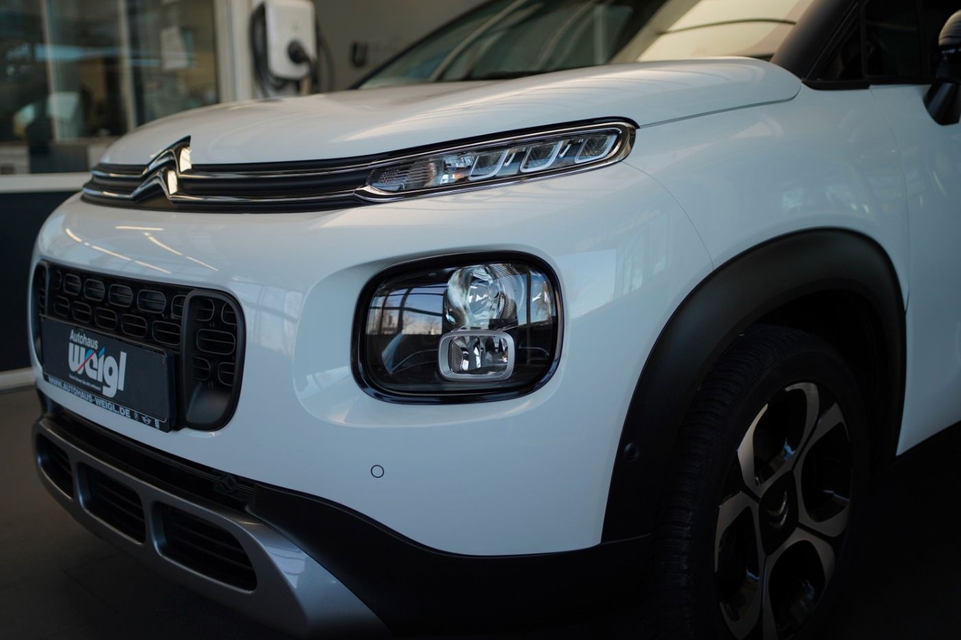 Fahrzeugabbildung Citroën C3 Aircross PureTech 110 EAT6 Shine Automatik