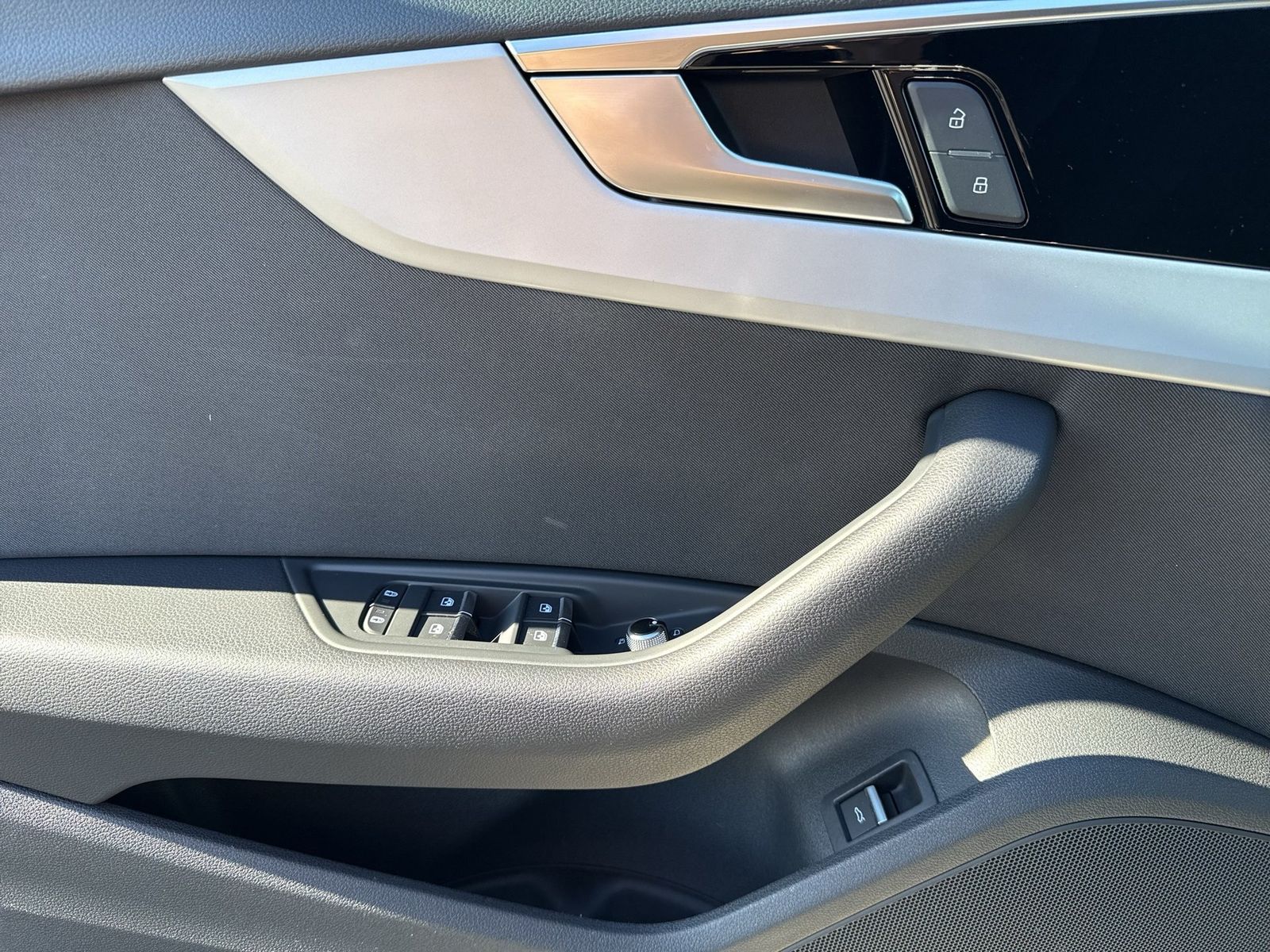 Audi A4 - Bild 17