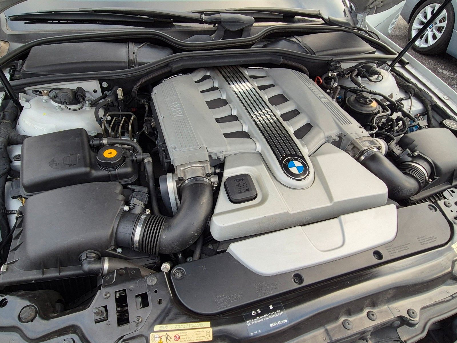 Fahrzeugabbildung BMW 760Li A/Erstlack/Orig. km/Ausnahmezustand