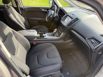 Ford S-Max - 10