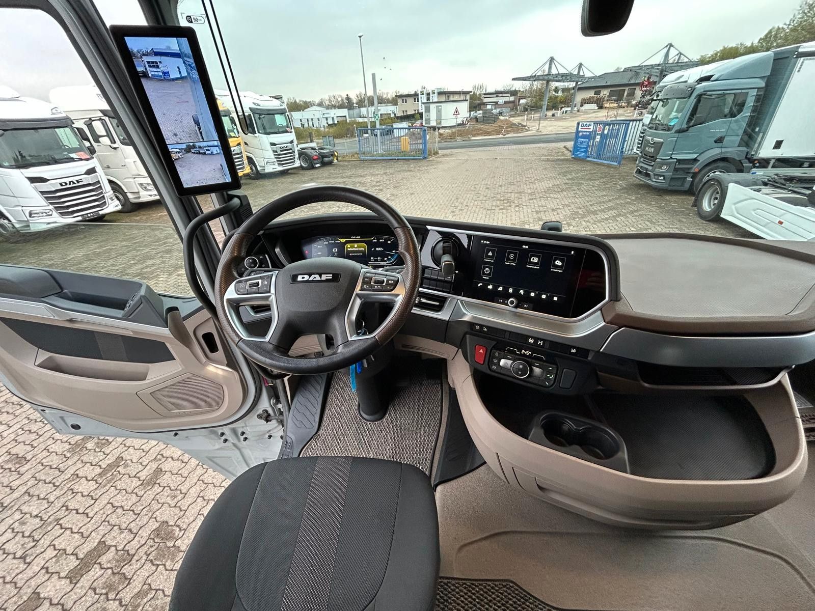 Fahrzeugabbildung DAF XG+ 480 FT, Intarder, 148.000 km