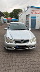 Mercedes-Benz Mercedes C 200 CDI (136 PS) - Mercedes-Benz C 200 mit Diesel-Antrieb: Coupe