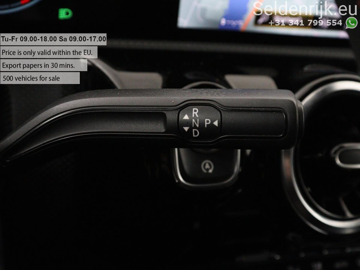 Mercedes-Benz CLA AMG Line Leder/Alcantar, миниатюра 18