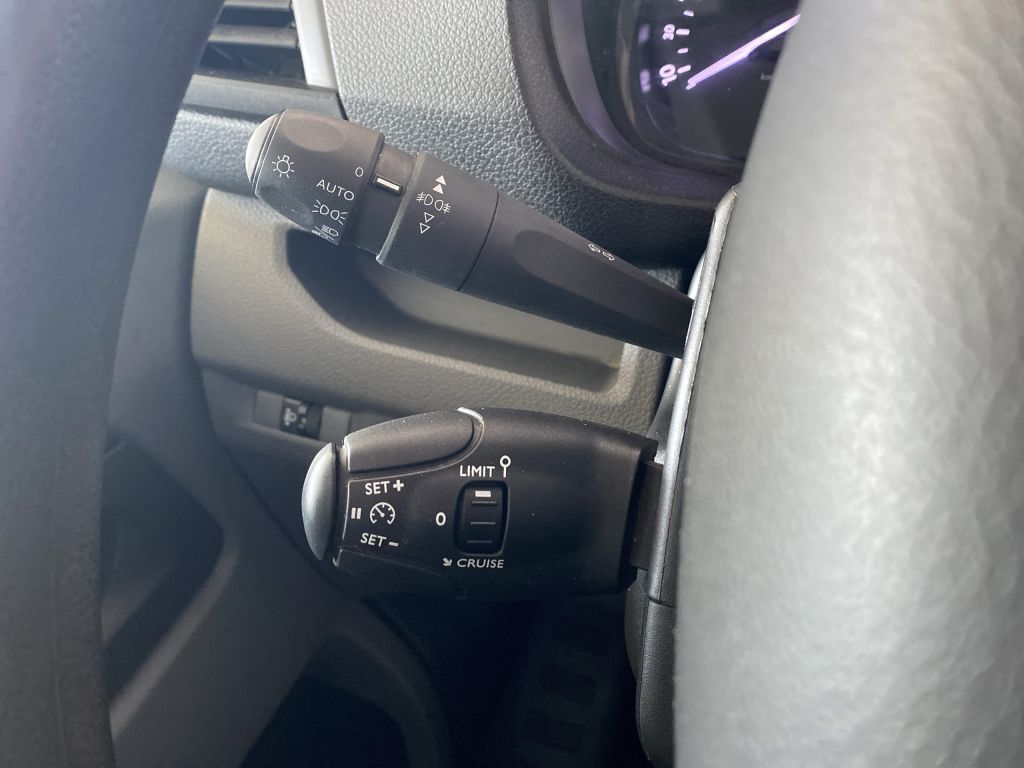 Fahrzeugabbildung Citroën Jumpy M BlueHDi 145 Club *NAVI*Rückfahrkamera*