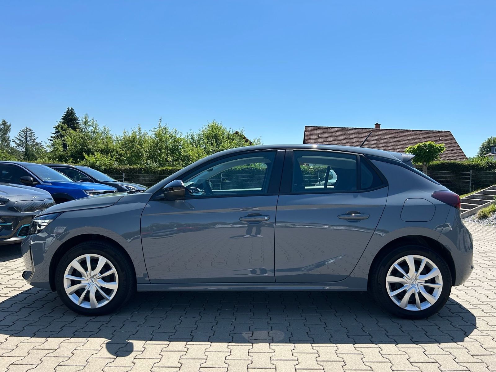 Fahrzeugabbildung Opel Corsa elektro°50 kWh°SOH 100%°LED°1.Hand°