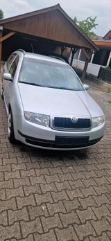 Skoda SKODA FABIA 1.2 KOMBI 6Y TÜV bis 2/26 - Skoda Fabia: 6y