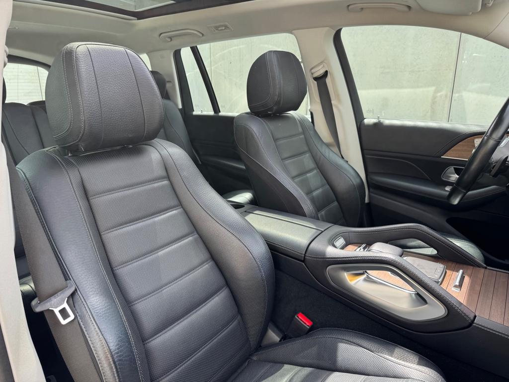 Mercedes-Benz GLS 400