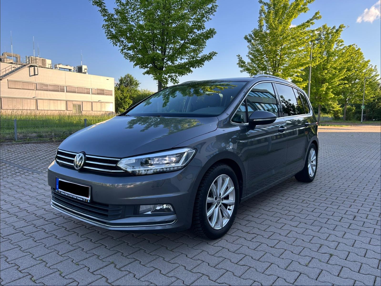 Volkswagen Touran Highline BMT/Start-Stopp* 7-Sitzer*Navi*