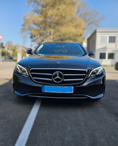 MERCEDES-BENZ Mercedes-Benz E 220 d T 360, FULL MULTIBEAM, HUD