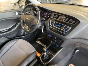 Hyundai i20 blue *PRINS-GASANLAGE*KLIMA*LKHZ*TEMPOMAT*