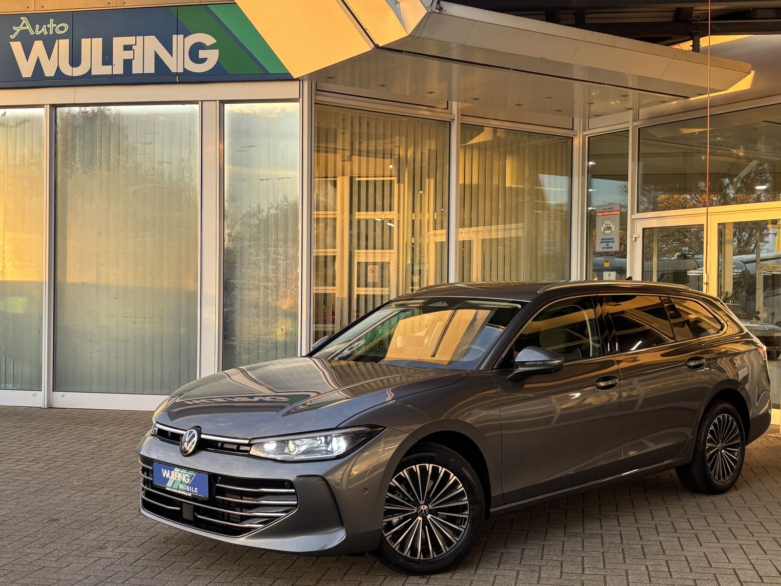 Volkswagen Passat Variant 2.0 TDI-DSG Elegance,AHK,AreaView