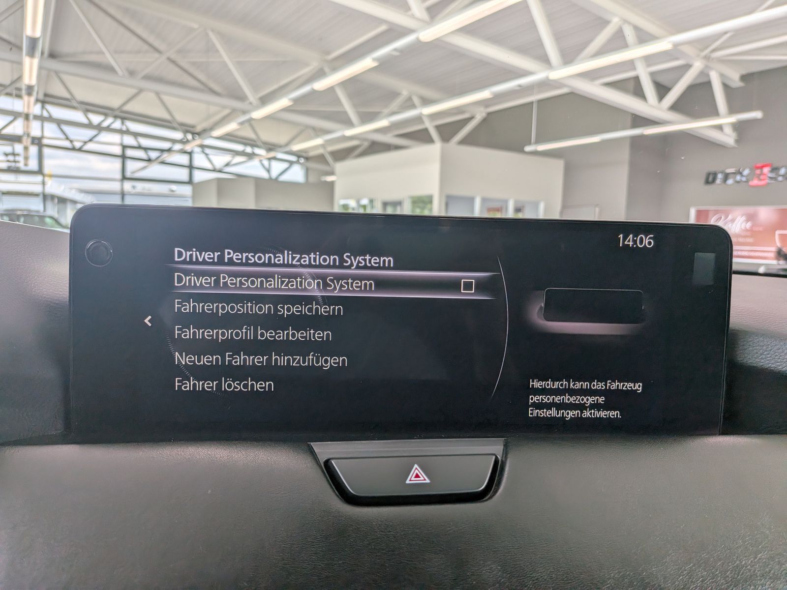 Fahrzeugabbildung Mazda CX-60  e-SKYACTIV-D254 HOMURA+ AWD Pano HUD Bose