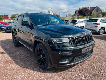 Jeep Grand Cherokee - 1