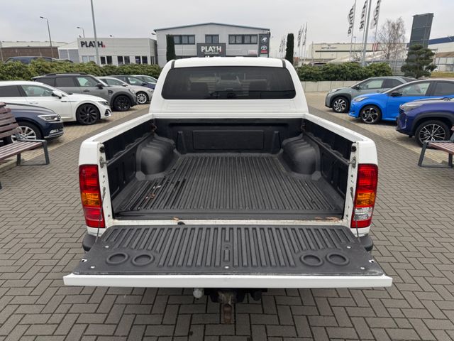 Toyota Hilux  Double Cab Sol 4×4