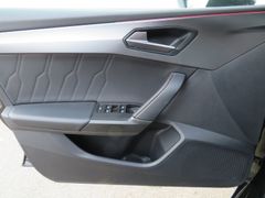 CUPRA Leon Sportstourer 2.0 TSI VZ 4Drive Matrix Pano CUPRA Leon Sportstourer 2.0 TSI VZ 4Drive Matrix Pano