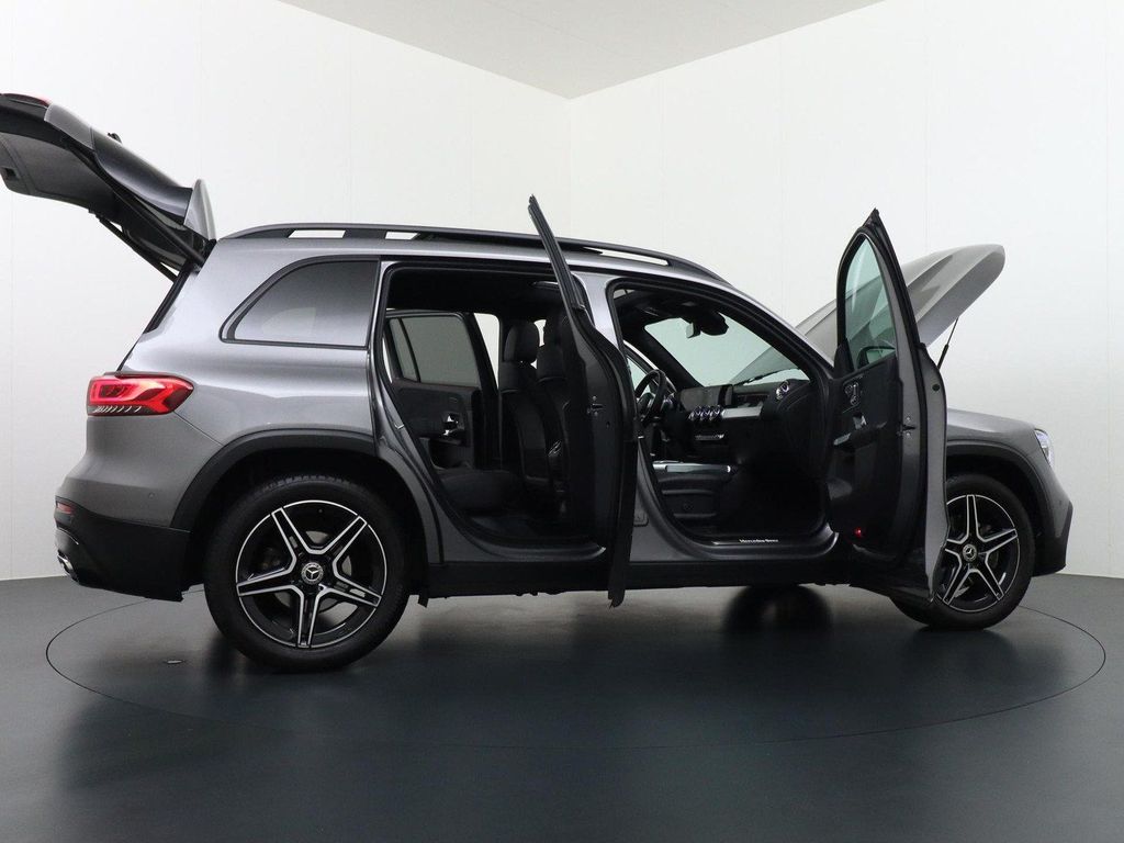 Mercedes-Benz GLB 180 AMG Business Solution | Panorama - Schie