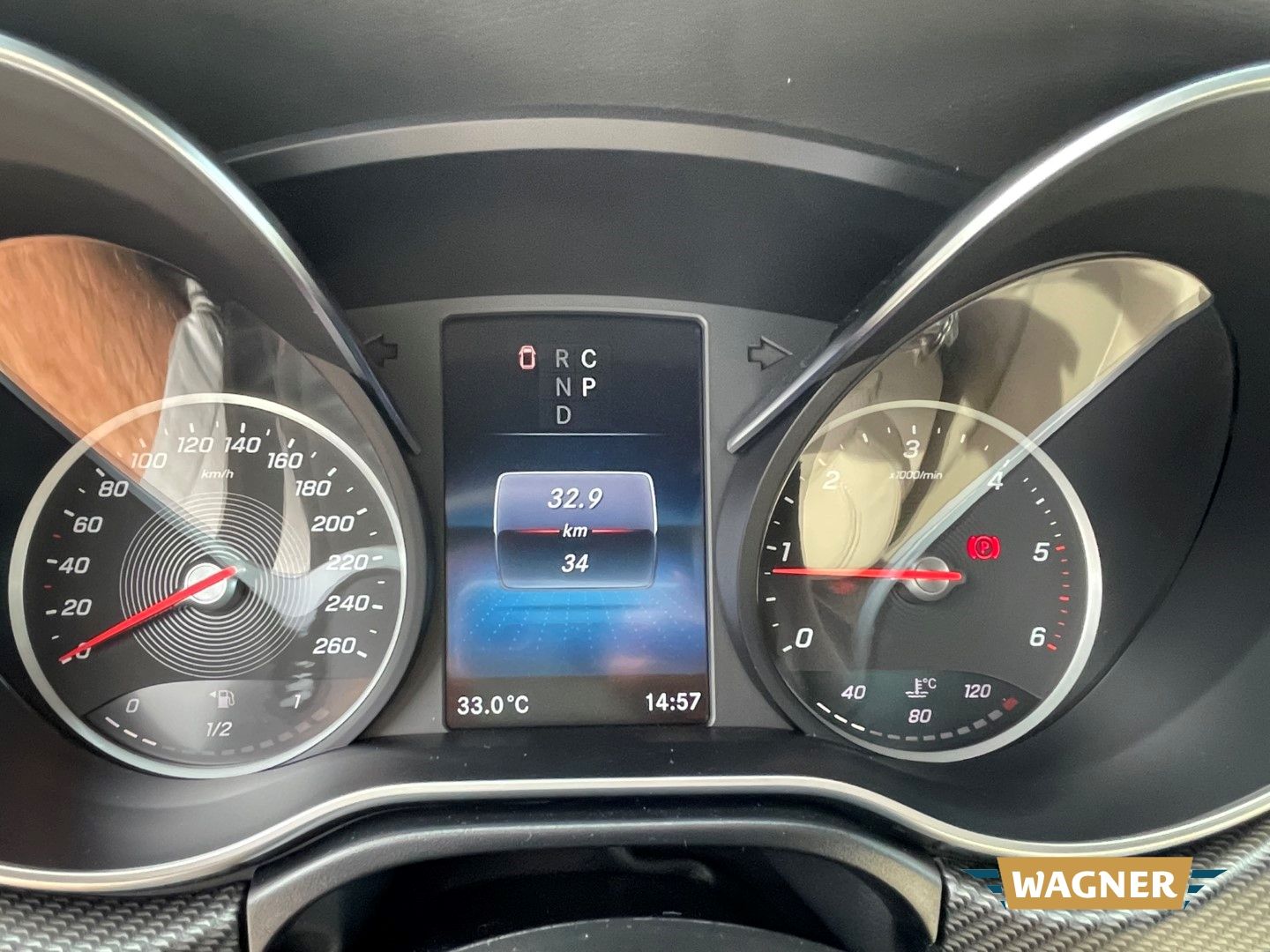 Fahrzeugabbildung Mercedes-Benz V 300 d AMG EXCLUSIVE Luxus Sitze  4MATIC Voll V