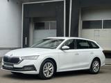 Skoda Octavia First Edition LED Virtual Rü-Kamera  - Skoda Octavia: First Edition