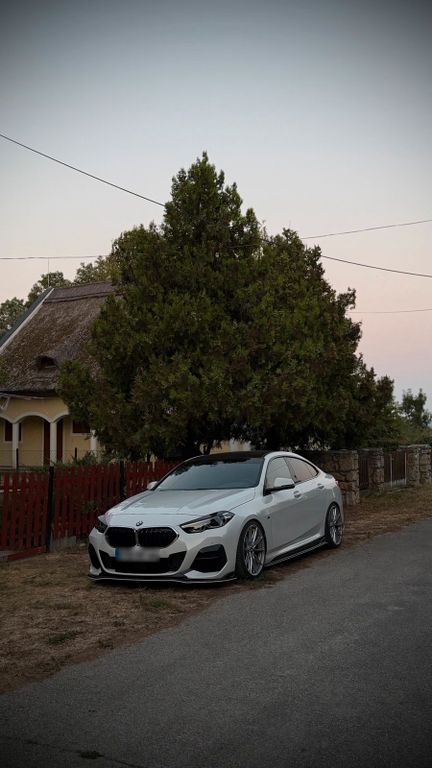 Image of BMW 218