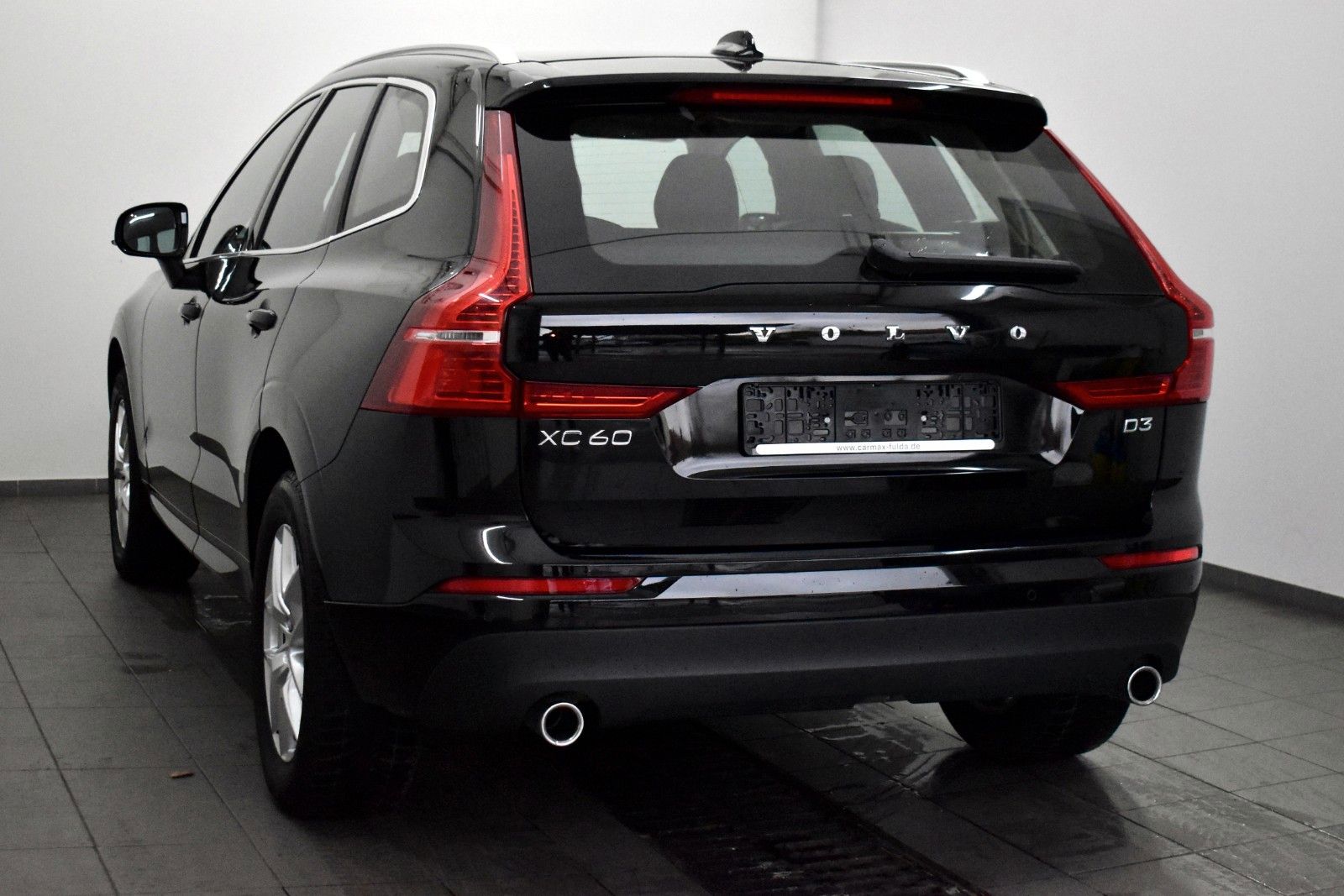 Fahrzeugabbildung Volvo XC60 Momentum,Leder,Navi,LED,SH,AHK