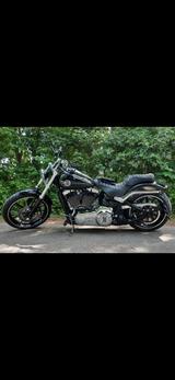 Harley-Davidson Breakout  - Motorräder in Nürnberg