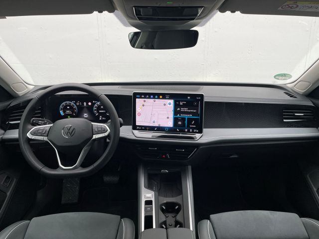 Passat 1.5 eTSI DSG Business Kamera/AHK/Navi/Key