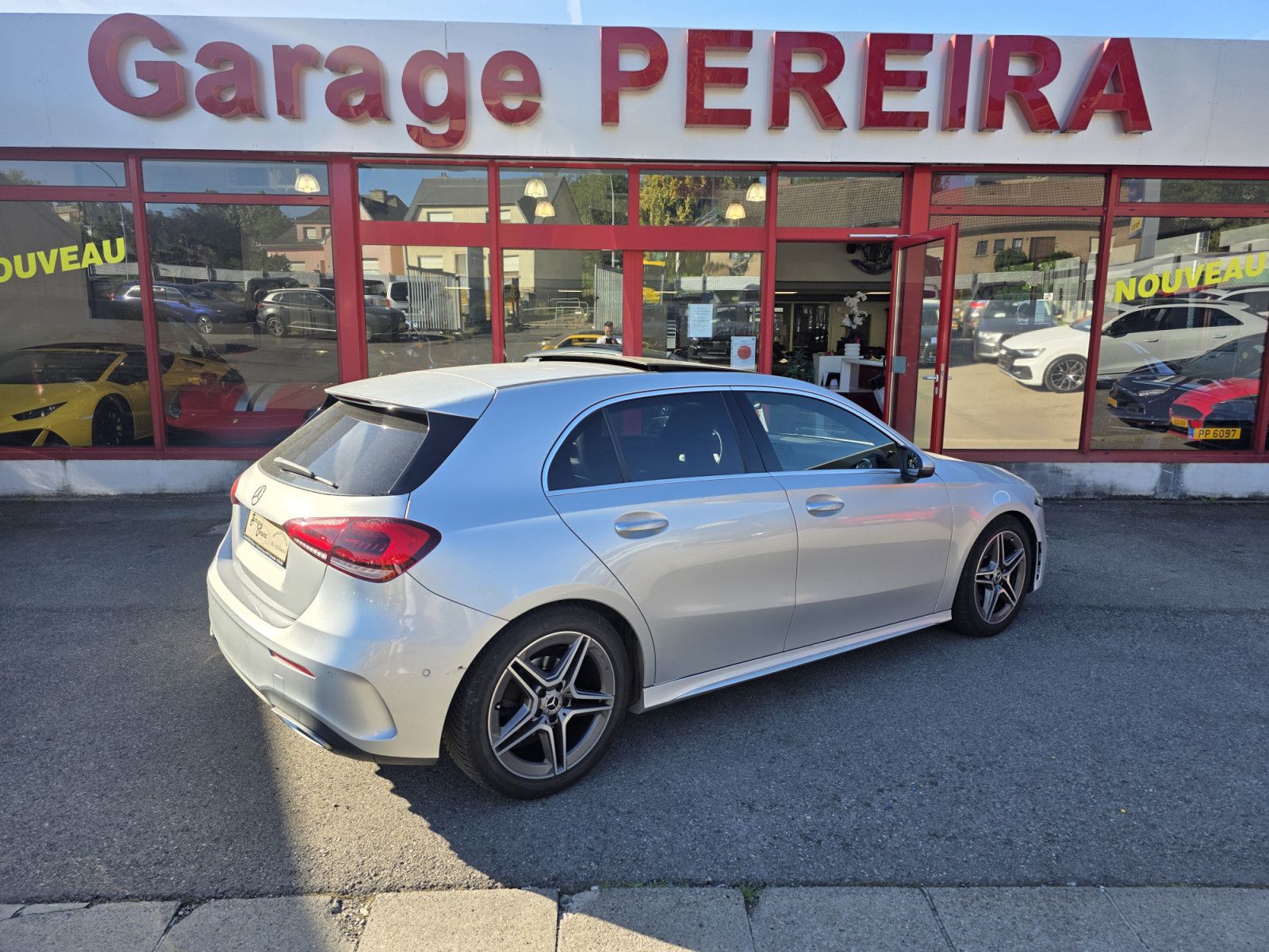 Mercedes-Benz A 180 D AMG LINE NEW MODEL PANO CUIR NAVI imagem 3