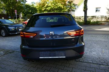 Fahrzeugabbildung SEAT Leon ST FR, Leder, Panorama, LED