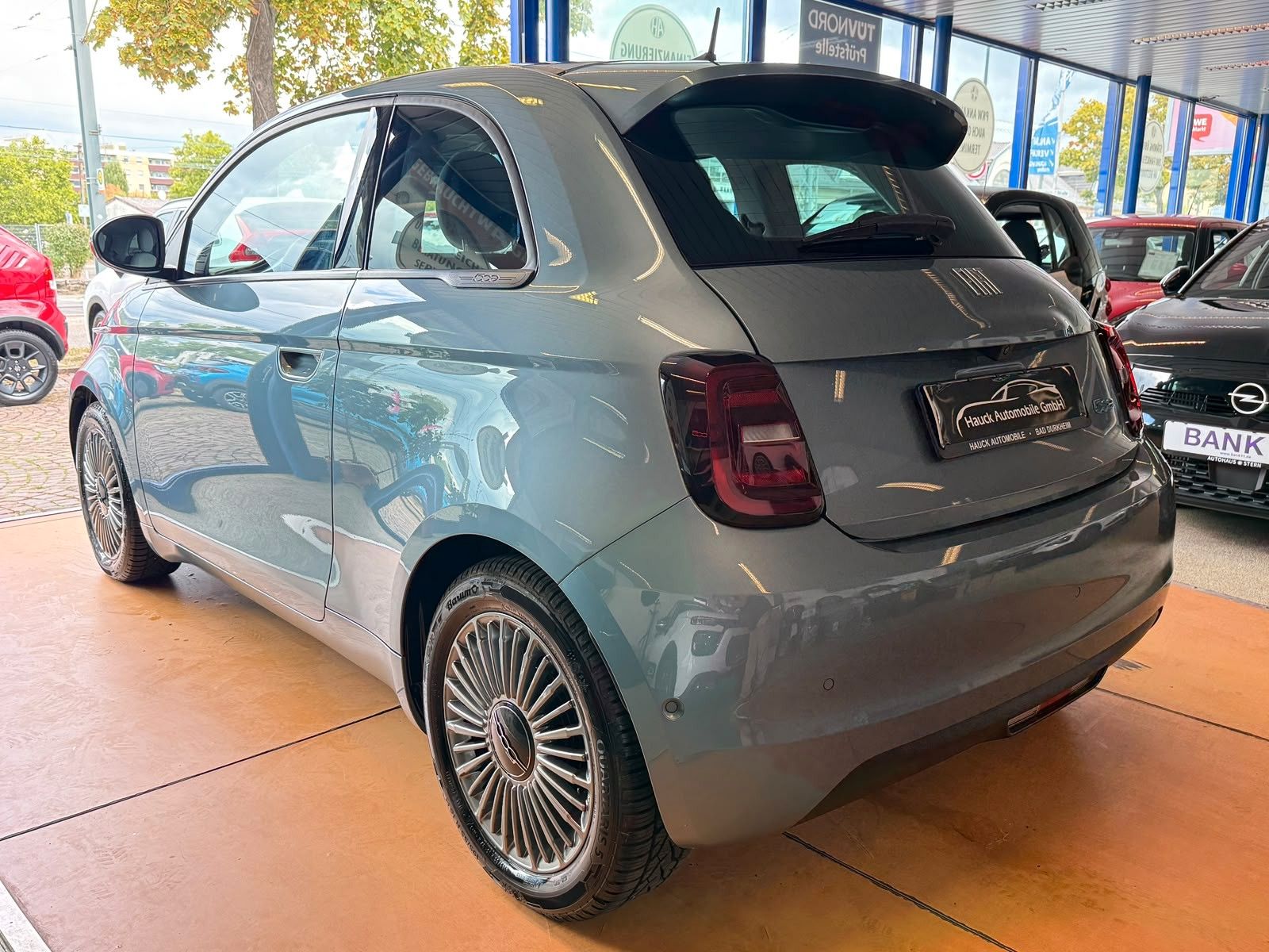 Fiat 500e Icon Klima / Navi / Alu imagem 3