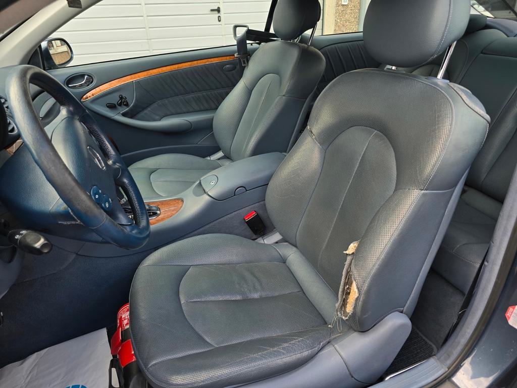 Mercedes-Benz CLK 320