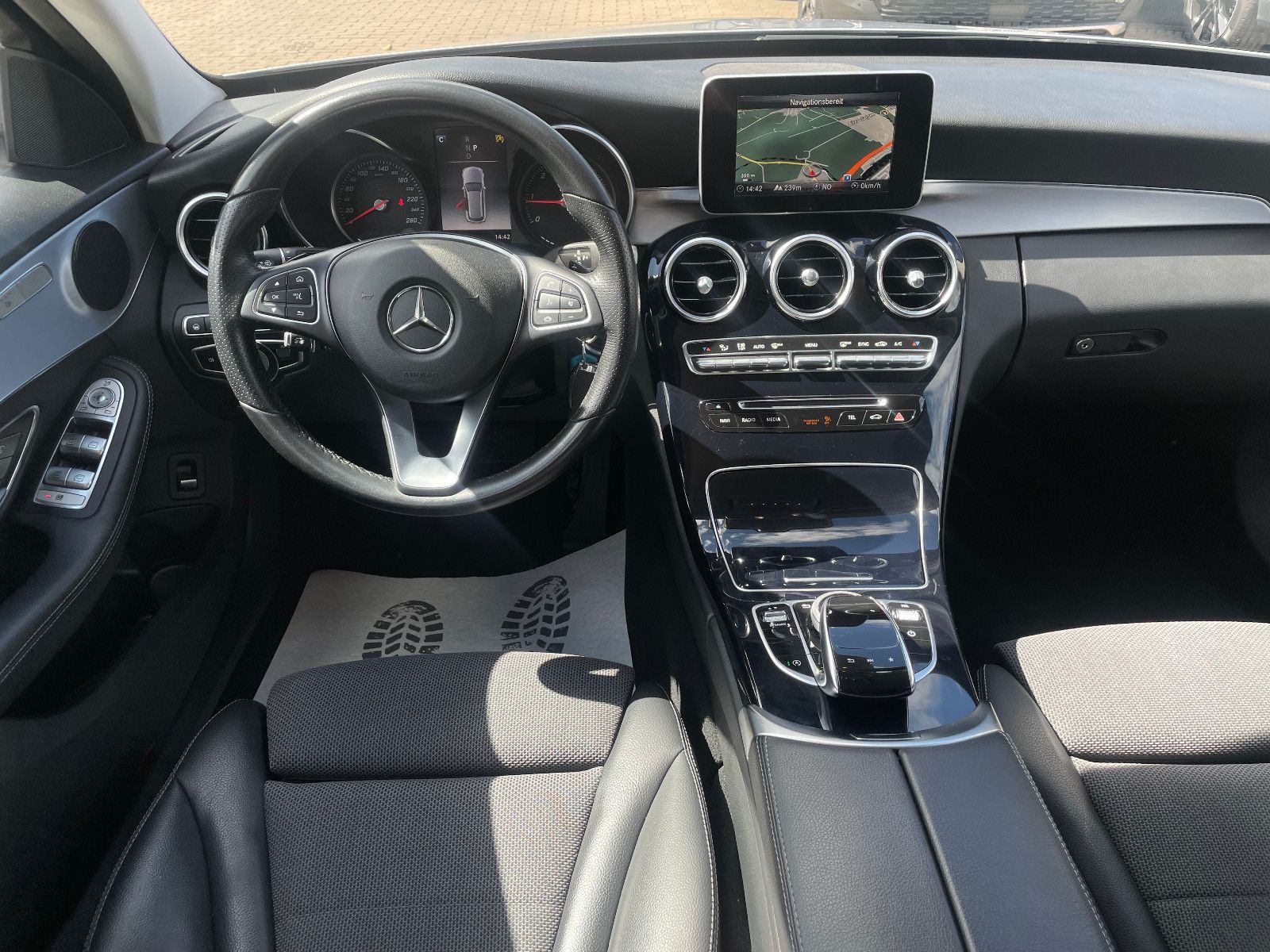 MERCEDES-BENZ C 220, 2018, Diesel, 170 PS