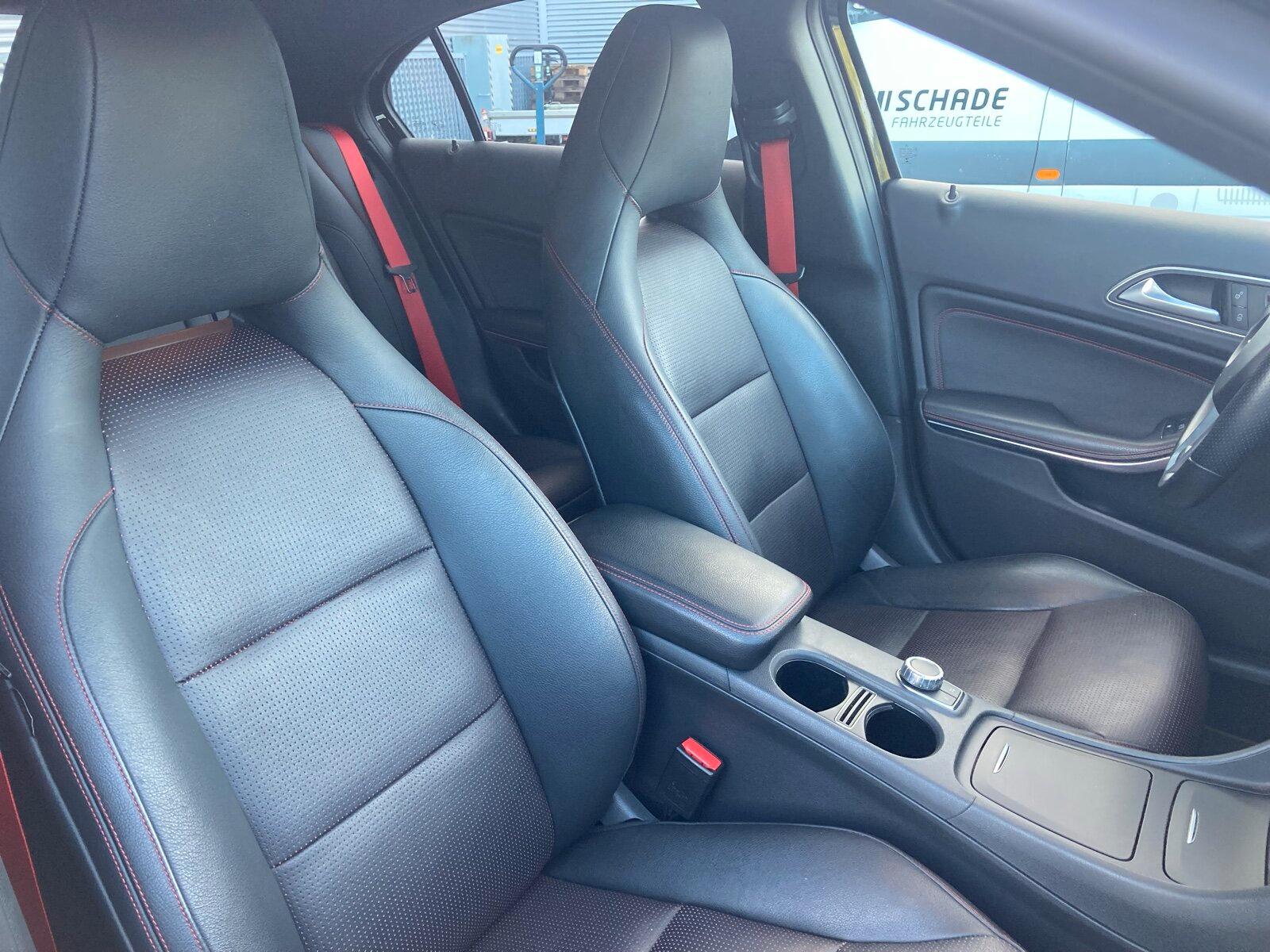 Mercedes-Benz A 250 AMG Line *COMAND*Pano*Distr*HarmanKardon®*