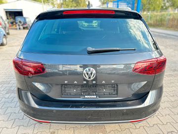 Volkswagen Passat Variant - 8