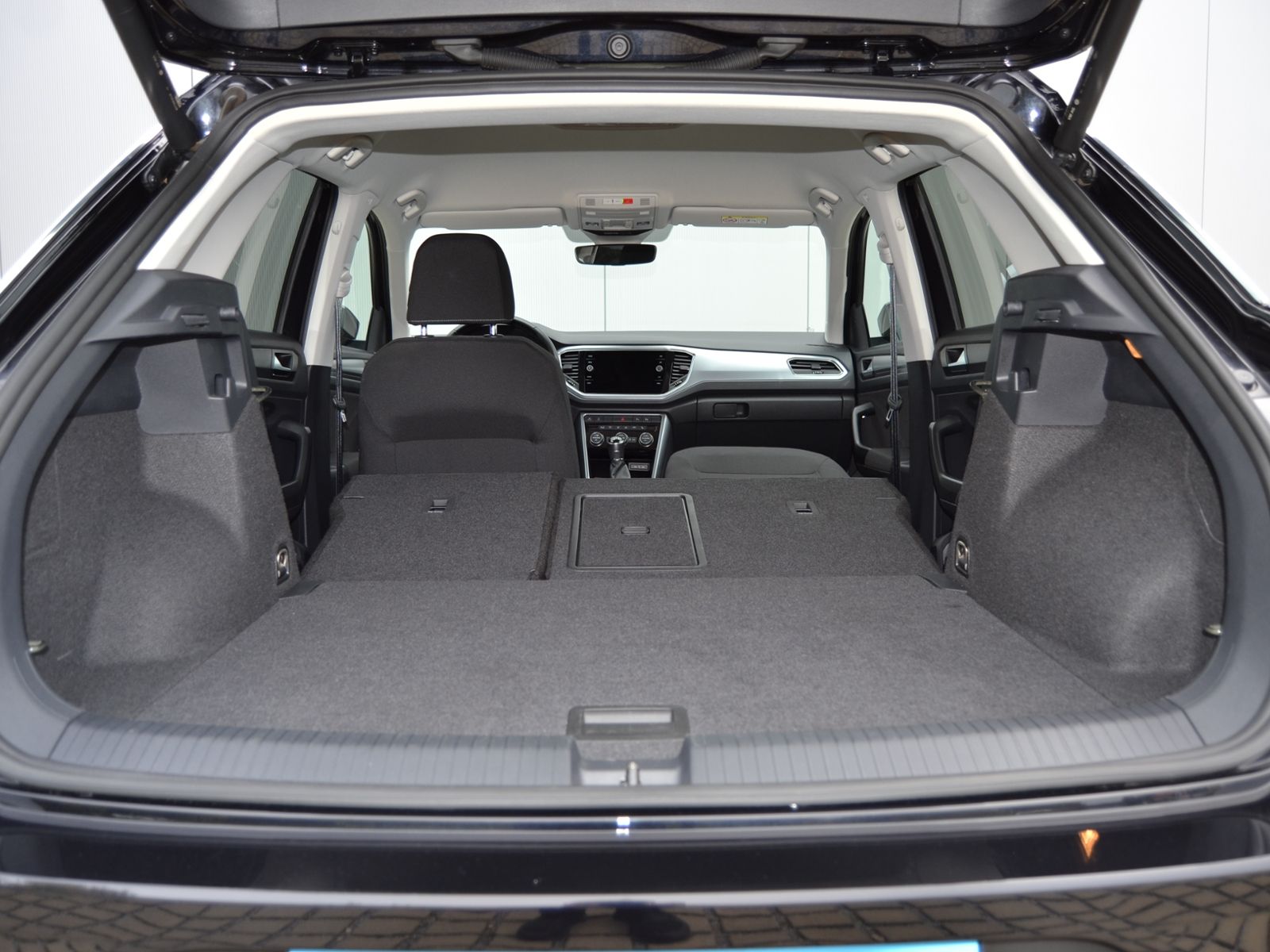 T-Roc 1.5 TSI Active AHK/STANDHEIZUNG/17-ZOLL/LE