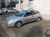 Ford Focus 1.4 - - Ford Focus aus 1999